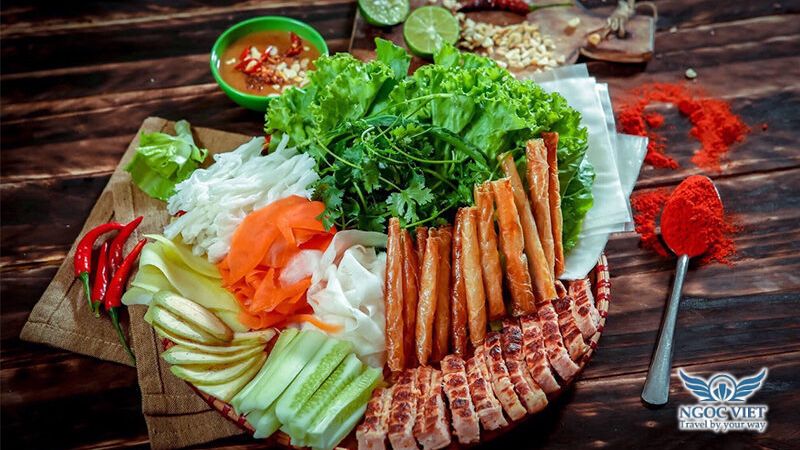nem-nuong-da-lat-mon-an-vat-khong-the-bo-qua